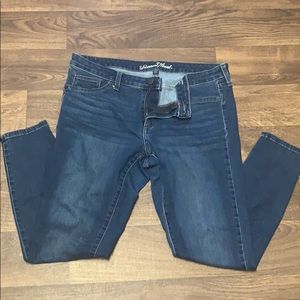 Universal thread jeans